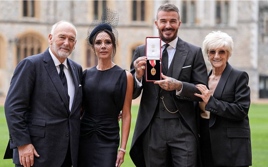 David Beckham with his parents and wife Victoria Beckham (Photo Credit: Man United Media)
