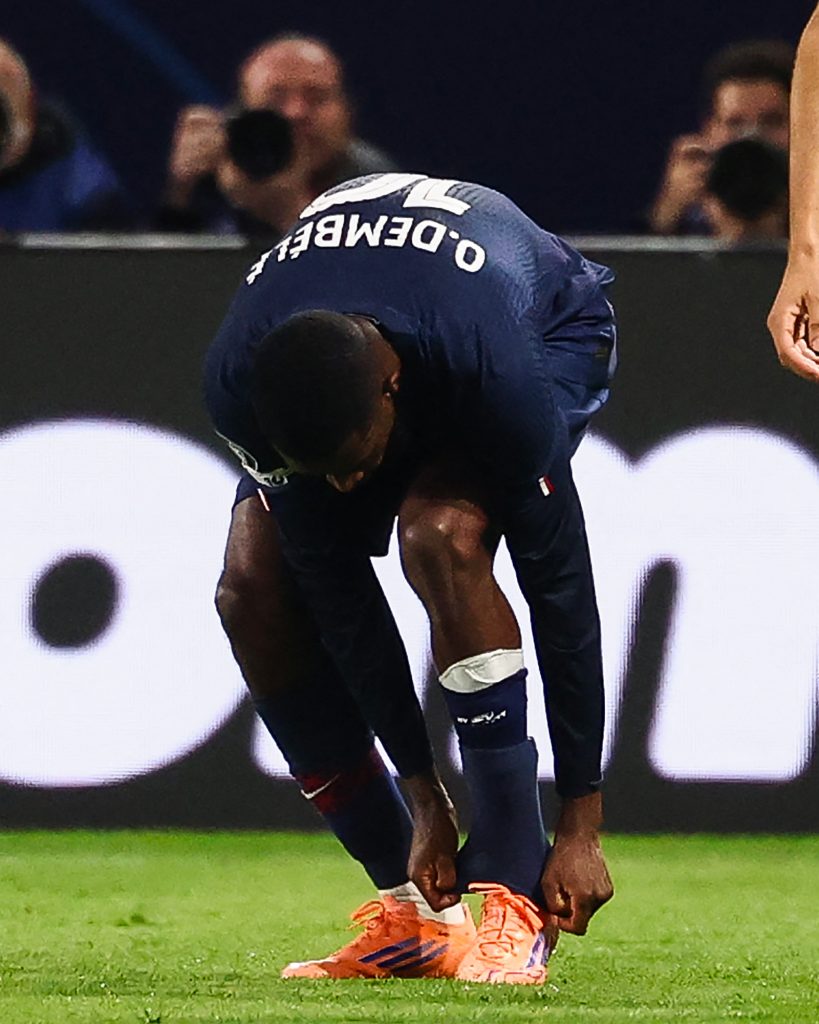 Ousmane Dembele feeling his injury (Photo Credit: PSG media)