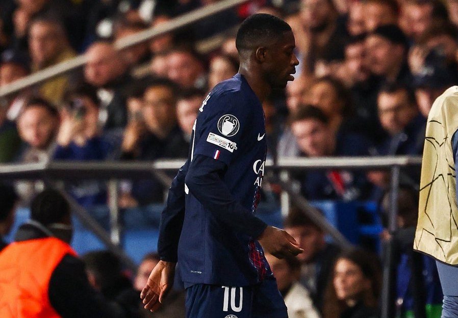 Ousmane Dembele Leaving the Pitch Injured (Photo Credit: PSG media)