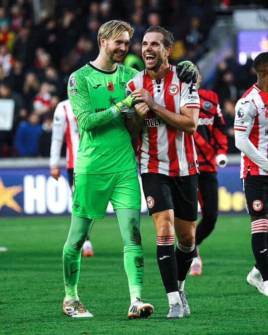 Brentford Players celebrating the win (Photo Credit: Brentford via X)