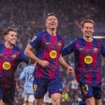 Lewandowski celebrates with his teammates (Photo Credit: Barca via X)