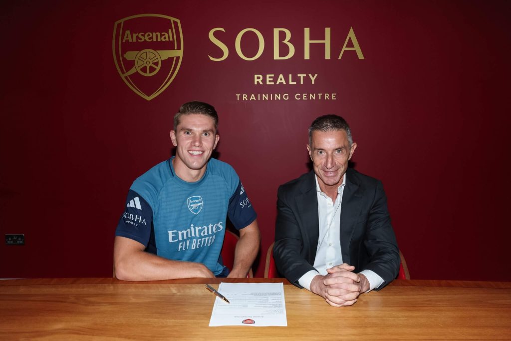 Andrea Berta and Viktor Gyokeres (Photo Credit: Arsenal website)