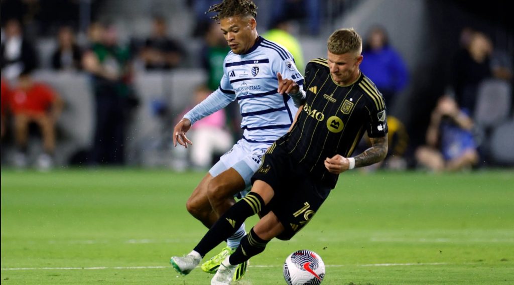 Mateusz Bogusz in action. (Photo Credit: Los Angeles FC Media)