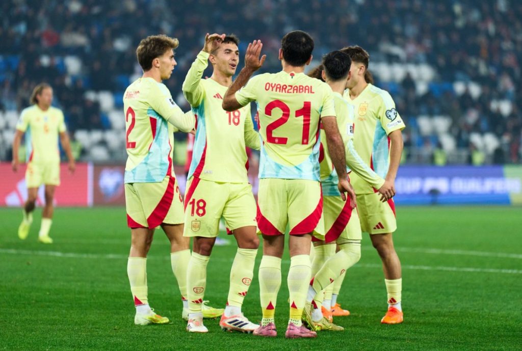 Spain players celebrate a goal. (Photo Credit: Spain Media)