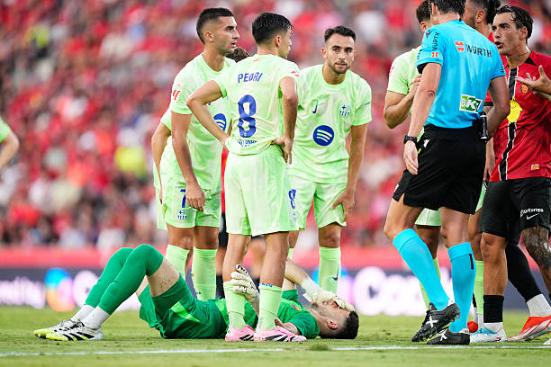Joan Garcia of Barcelona Injury (Photo Credit: Barcelona Media)