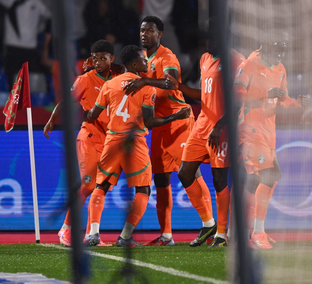 Amad Diallo celebrating with his teammates (Photo Credit: TotalEnergies AFCON via X)