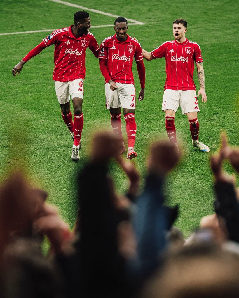 Callum Hudson Odoi and teammates celebrates with fans after scoring (Photo Credit: Nottingham forest via X)