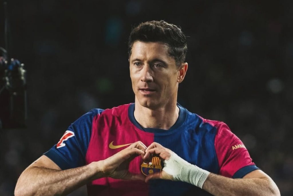 Robert Lewandowski (Photo credit: Fabrizio Romano via X)