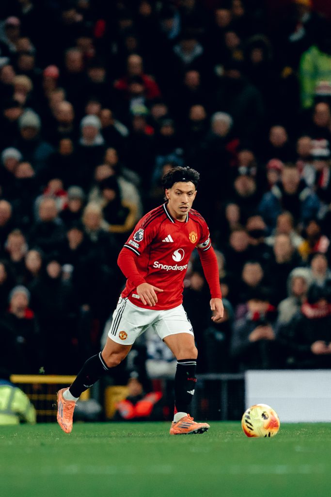 Lisandro Martinez (Photo Credit: Manchester United via X)