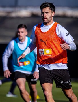 Valencia training ahead of the next game. (photo credit: valencia via x)