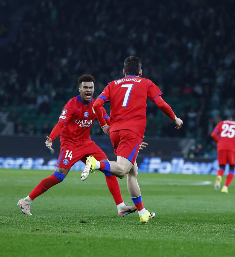 Khvicha Kvaratskhelia (Foto: Paris Saint-Germain via X)