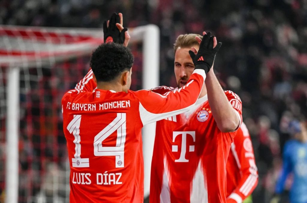 Luis Diaz and Harry Kane. (Photo Credit: Bayern Media).
