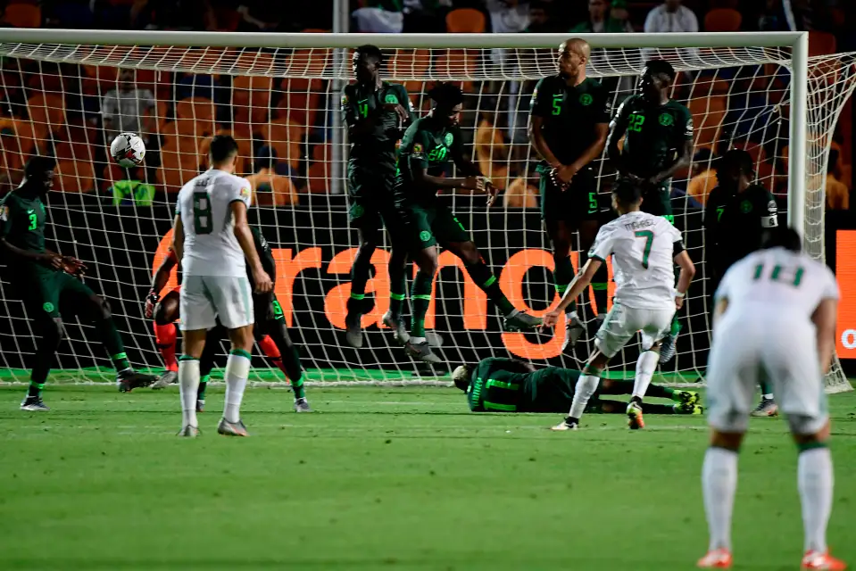 MAHR TIME Man City star Riyad Mahrez scores brilliant 95th-minute free-kick to send Algeria to Africa Cup of Nations final - Photo Credit : thesun