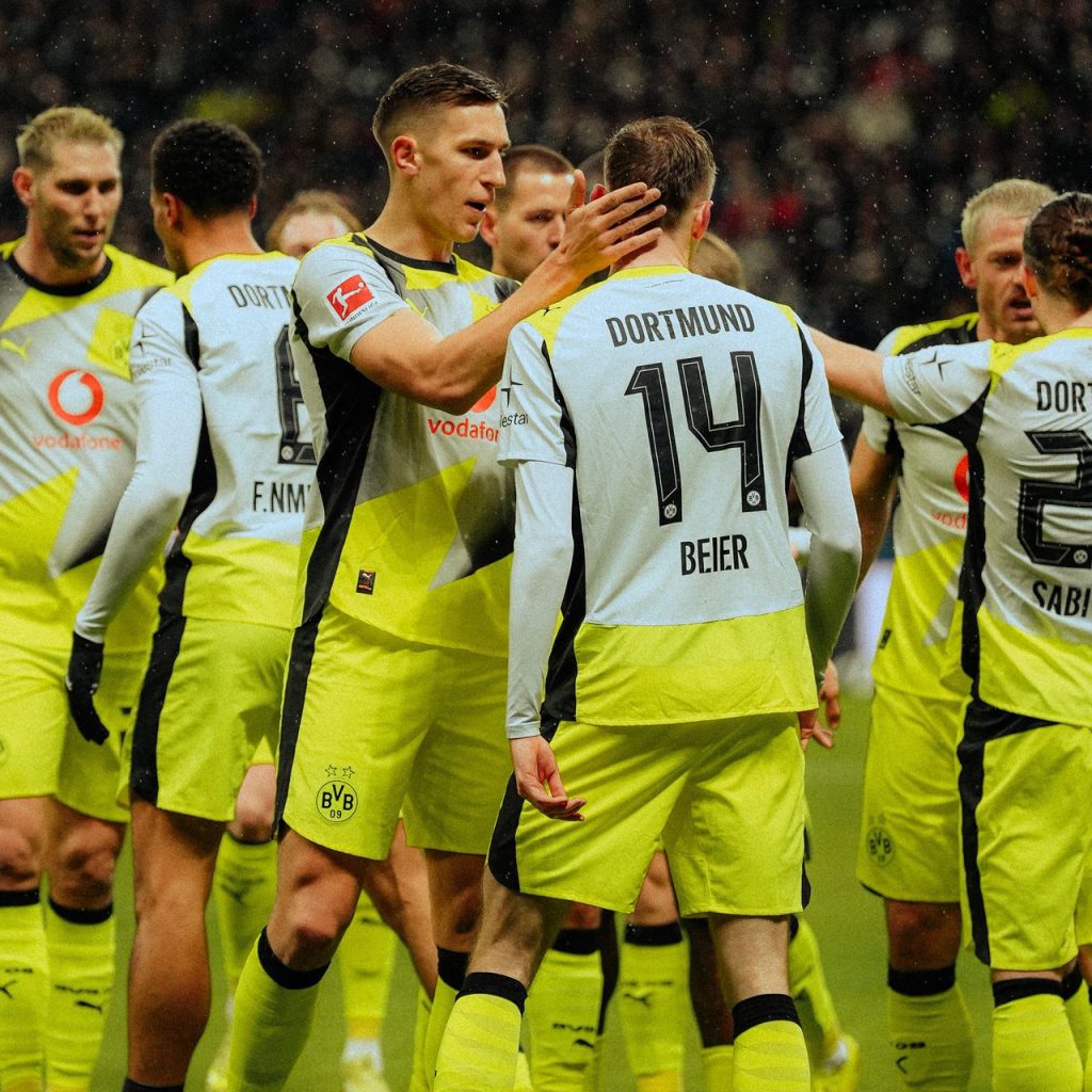 Borussia Dortmund Players Celebrating (Photo Credit: BorussIa Dortmund via X)