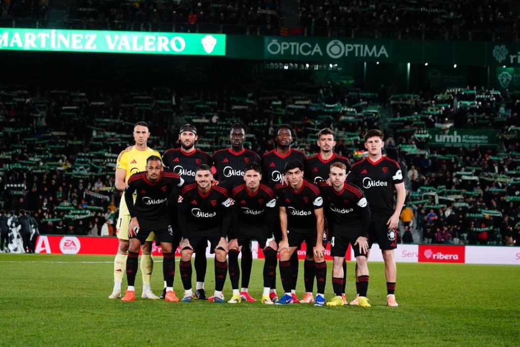 Sevilla Players Before the Game (Photo Credit: Sevilla Via X)