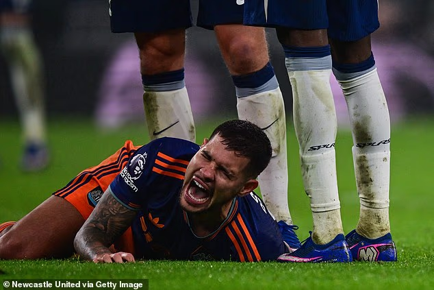 Bruno Guimarães Injured - Photo Credit : Dailymail