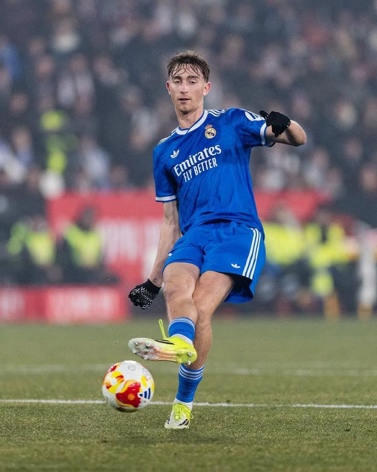 Dean Huijsen in action for Real Madrid against Benfica - Photo Credit : Madrid Zone, X