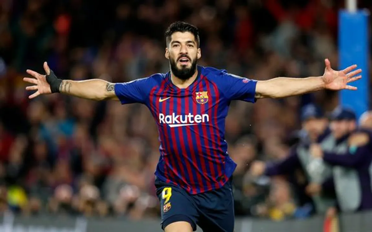 Luis Suárez playing for FC Barcelona - Photo Credit : FC Barcelona official Website