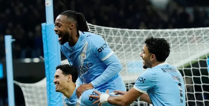Manchester city celebrating their win. (photo credit: Goal media )