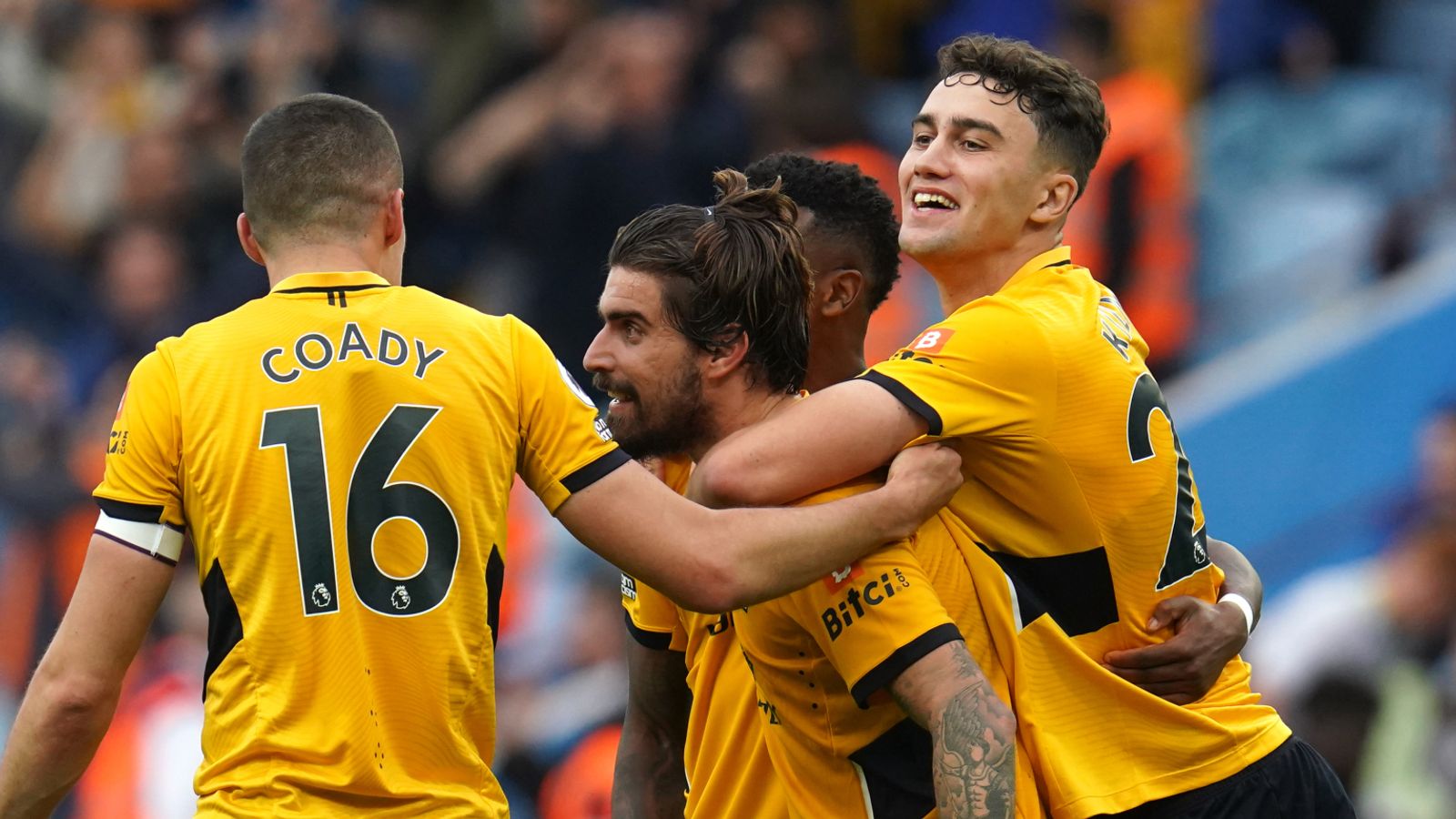 wolves celebrating. (photo credit: Skysport media)