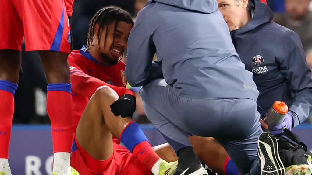 Bradley Barcola suffers a serious ankle ligament injury (photo credit: AFP images)