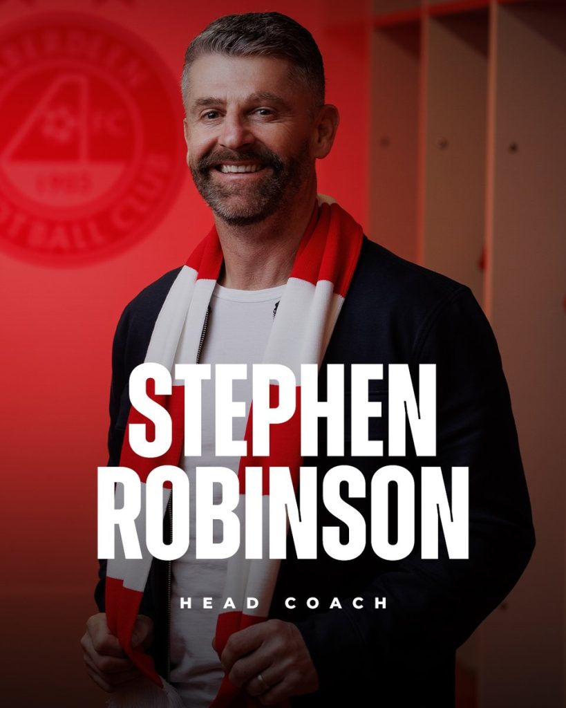 Head coach Stephen Robinson- Photo credit: Aberdeen FC via X