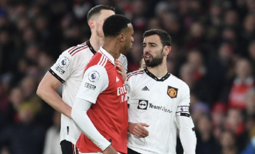 Bruno Fernandes and Gabriel Magalhaes - Photo Credit : Liga Olahraga