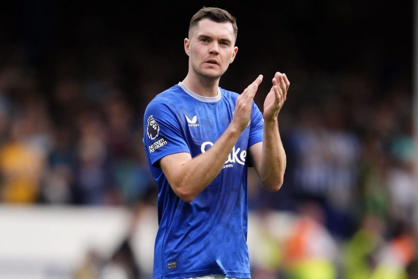Michael Keane stays at Everton with new deal signed today until June 2027. (Photo credit: Fabrizio Romano) via x)