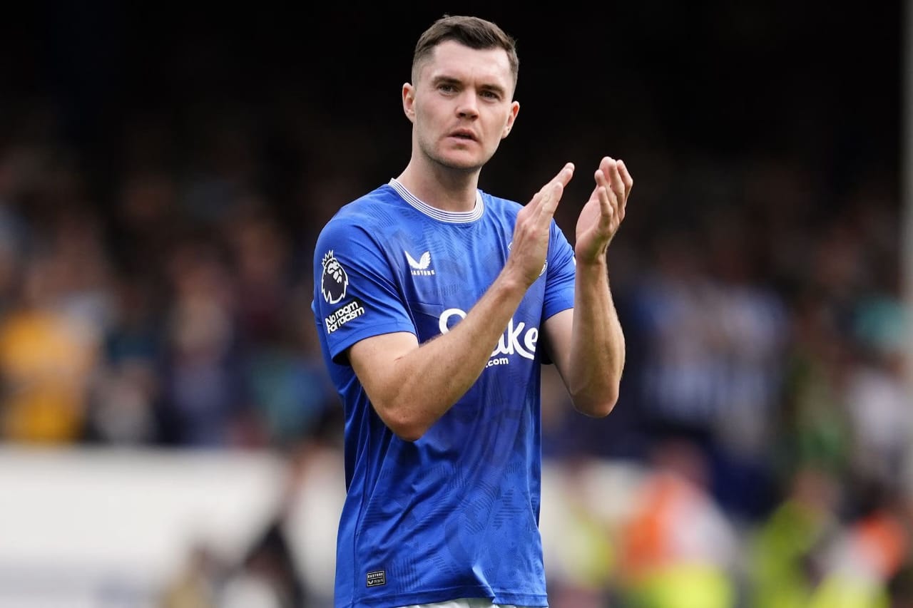 Michael Keane stays at Everton with new deal signed today until June 2027. (Photo credit: Fabrizio Romano) via x)