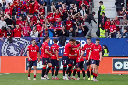 Osasuna celebrating. (photo credit: flashscore media)