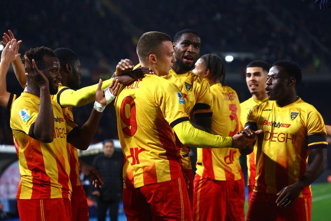 Lecce celebrating an important win (Photo credit: Football Italia via X)