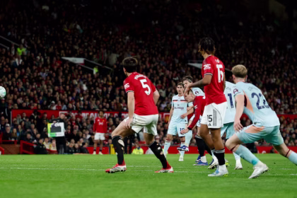 manchester united 2-1 brentford. (photo credit: reuter media)