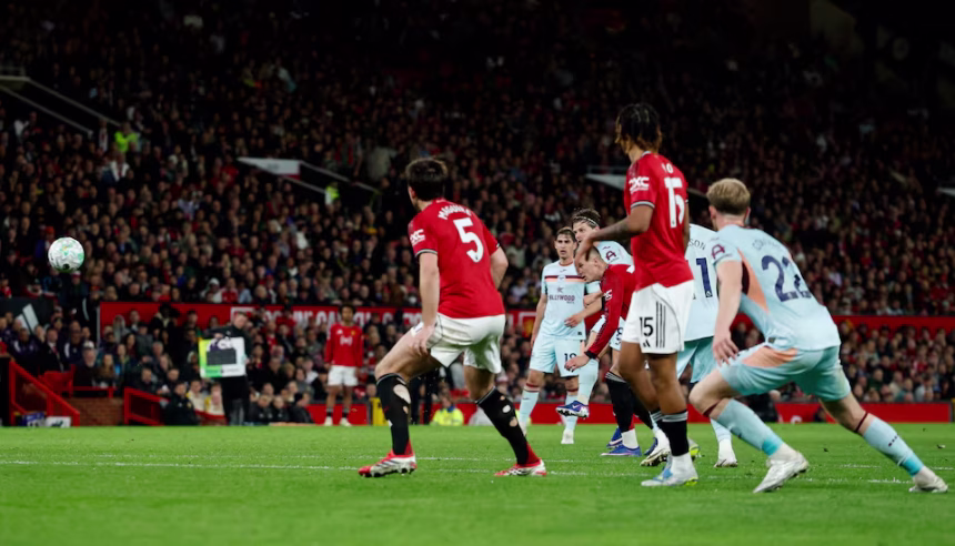 manchester united 2-1 brentford. (photo credit: reuter media)