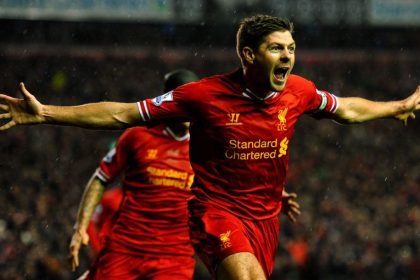 Steven Gerrard playing for Liverpool - Photo Credit : Liverpool FC