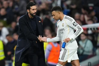 Real Madrid manager Abeloa and Kylian Mbappe - Photo Credit : GOAL
