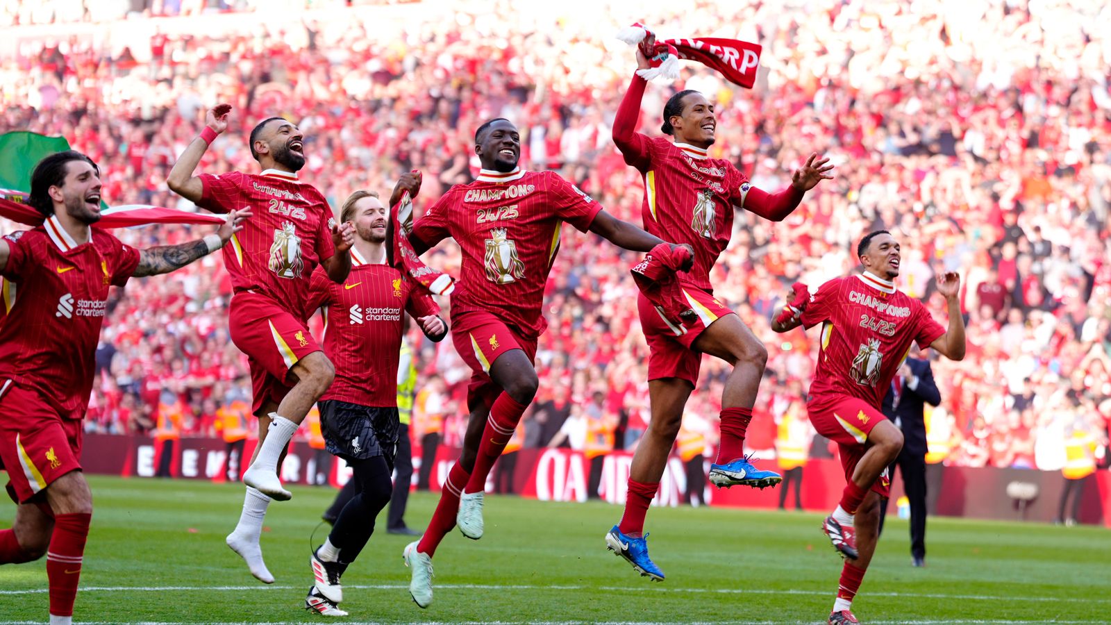 liverpool celebrating. (photo credit: liverpool media )