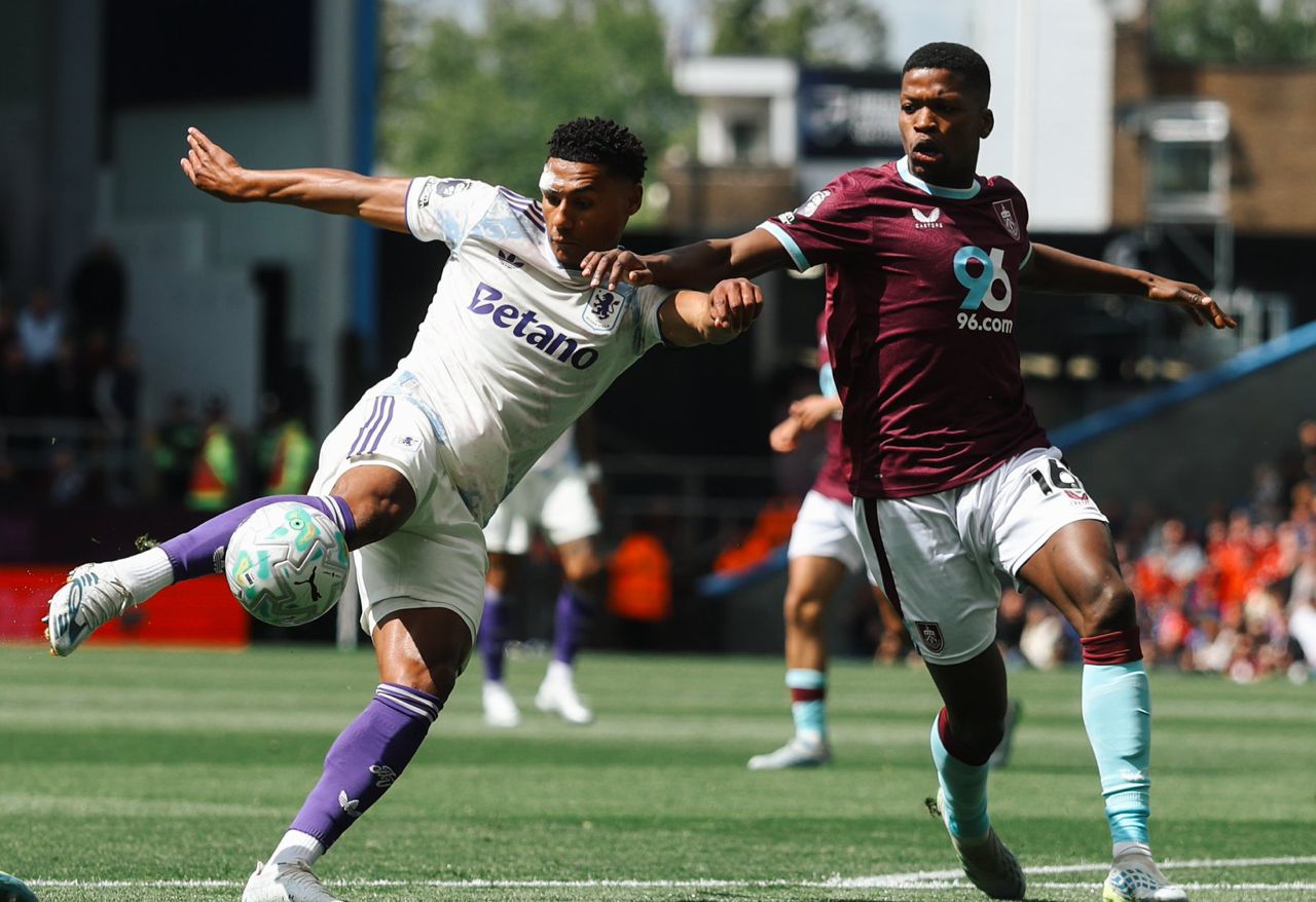 Olle Watkins vs Burnley players (Photo credit: Aston villa media)