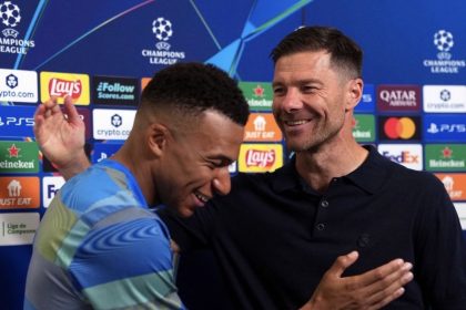 Kylian Mbappé and Xabi Alonso Photo Credit : Fabrizio Romano, X