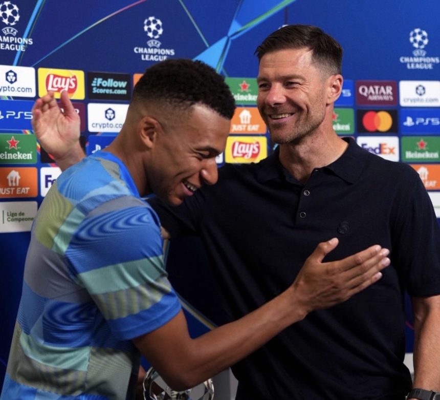 Kylian Mbappé and Xabi Alonso Photo Credit : Fabrizio Romano, X