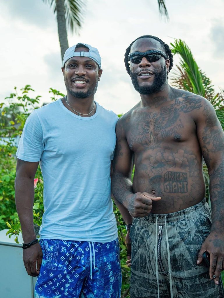 Odion Ighalo Links Up With Burna Boy In Heartwarming Celebrity Meet-Up - Photo Credit : Julie Sports