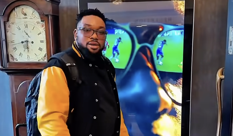 D real Kombo arrive's London for Predator Energy sponsored trip - Photo Credit : D Real Kombo, Youtube