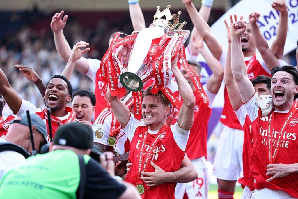 Arsenal win premier League title (Photo credit: mirror media)