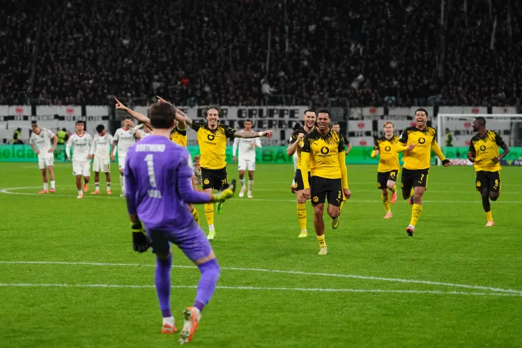 Dortmund v Frankfurt (Photo credit: fearthewall media)