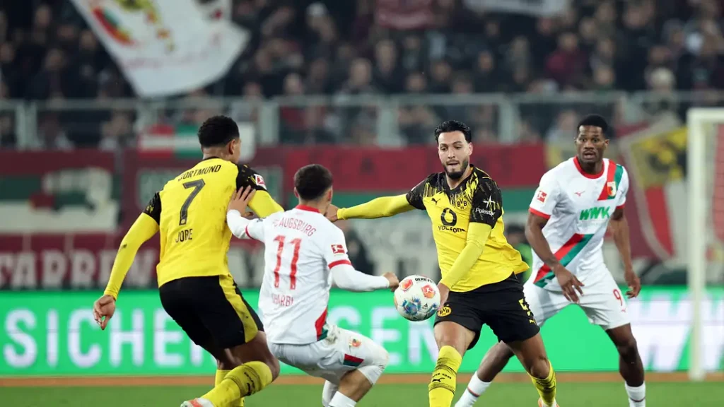 Dortmund v Frankfurt (Photo credit: bvbbuzz media)
