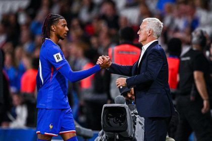 Didier Deschamps and Michael Olise - Photo Credit : Fabrizio Romano, X