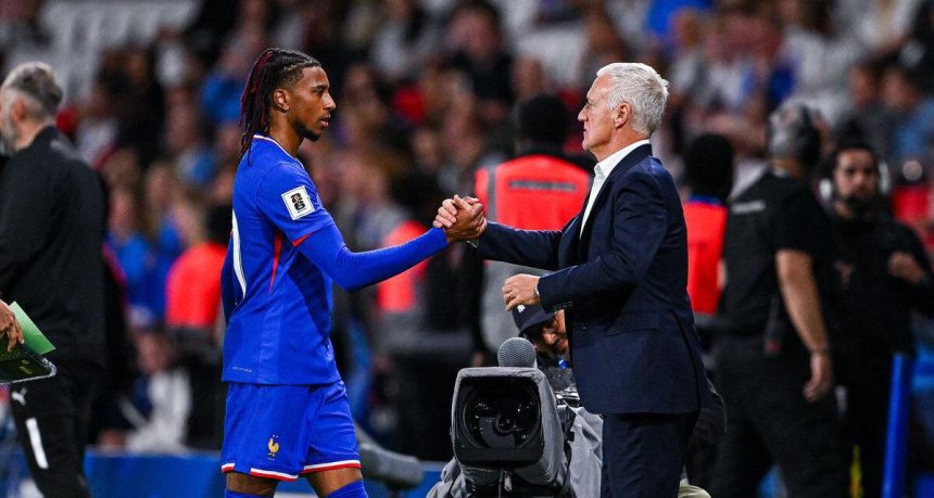 Didier Deschamps and Michael Olise - Photo Credit : Fabrizio Romano, X