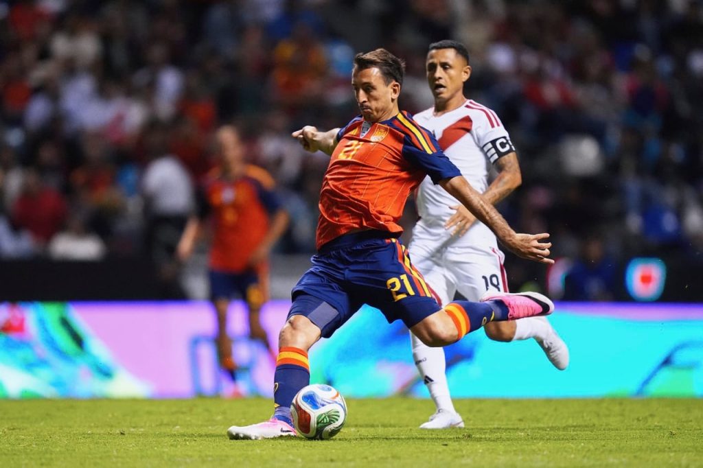 Mikel Oyarzabal Shine for. Spain (Photo credit: Spain media)