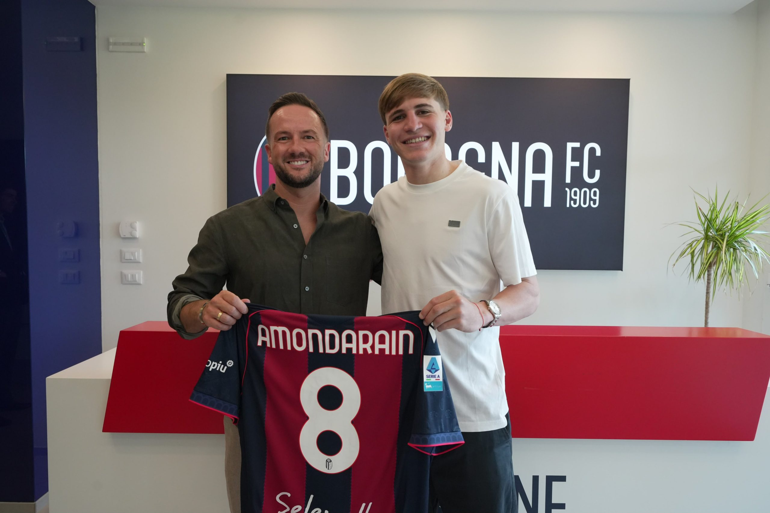 Mikel Amondarain officially joins Bologna from Estudiantes- Photo credit: X media