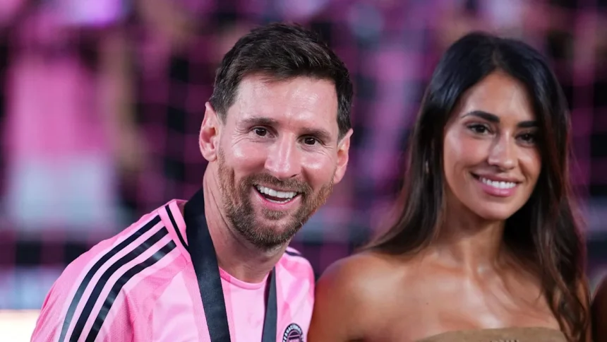 Lionel Messi and his Wife, Antonela Roccuzzo - Photo Credit : Yahoo