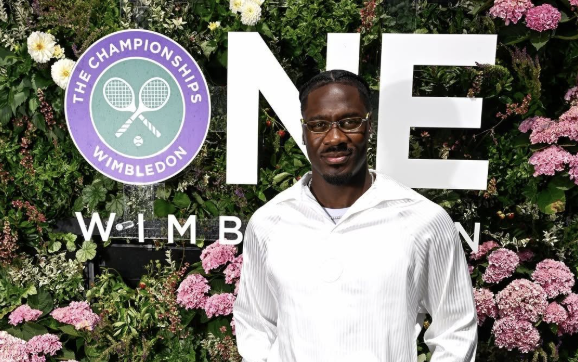 Ola Aina Attends Wimbledon Championships During His Holiday Break - Photo Credit : Julie Sports, Facebook